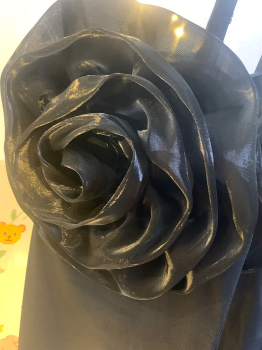 Bold Black Flower design